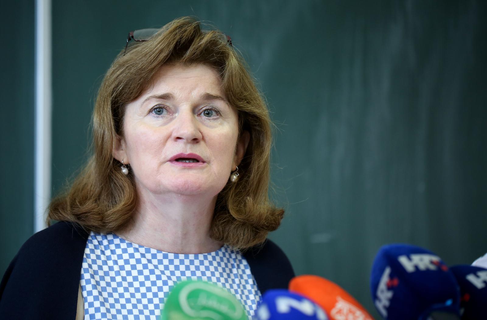 28.06.2019., Zagreb - Hrvatski strukovni sindikat medicinskih sestara - medicinskih tehnicara odrzao konferenciju za medije o upitnoj zdravstvenoj skrbi gradjana zbog manjka medicinskih sestara i tehnicara. Anica Prasnjak, predsjednica Glavnog vijeca HSS MS - MT.rrPhoto: Marin Tironi/PIXSELL