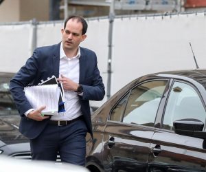 29.03.2023., Zagreb - Ministar pravosudja i uprave Ivan Malenica dolazi u Banske dvore na sastanak parlamentarne vecine. Photo: Emica Elvedji/PIXSELL