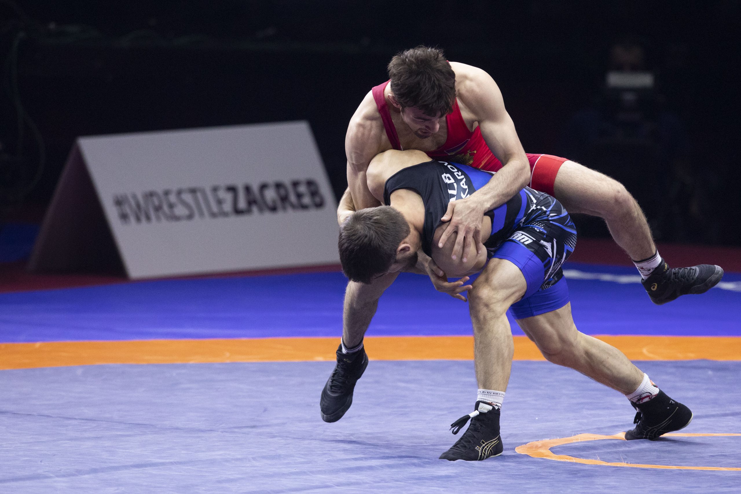 Zagreb, 19.04.2023.-  Europsko prvnestvo u hrvanju. Finale  61 kg,  Arsen Harutyunyan (ARM) vs. Zelimkhan Abakarov (ALB).     foto HINA/ Daniel KASAP/ dk