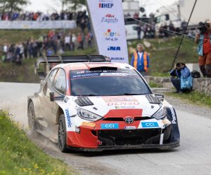 Leskovac Barilovički 21.04.2023 - Croatia Rally 2023 utrka u sklopu FIA World Rally Championshipa. Na slici Britanski vozač Elfyn Evans i Britanski suvozač Scott Martin u svom Toyota GR Yaris Rally1 Hybrid automobilu tijekom etape Pećurkovo brdo - Mrežnički Novaki..
foto HINA/ Damir SENČAR/ ds