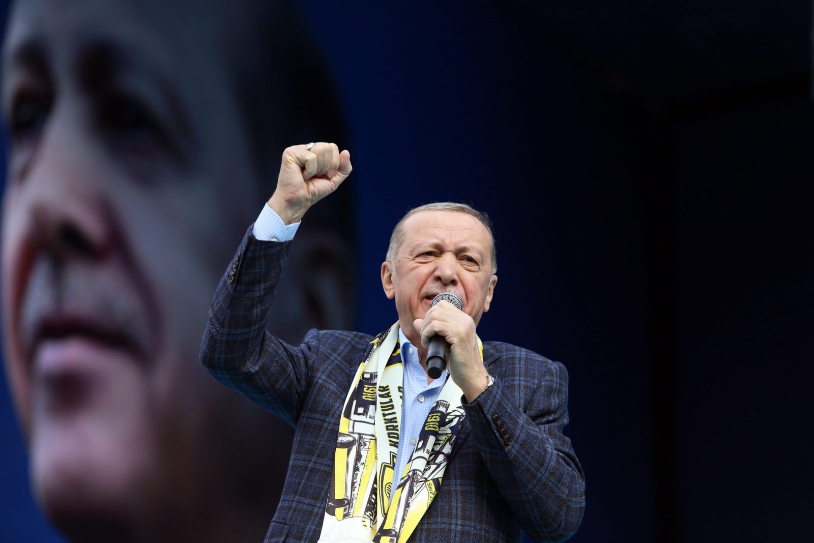 epa10600470 Turkish President Recep Tayyip Erdogan speaks during his elections campaign rally in Ankara, Turkey, 30 April 2023. General elections will be held in Turkey on 14 May 2023 with a two-round voting to elect the President of Turkey and parliamentary elections held simultaneously to elect the members the Grand National Assembly of Turkey.  EPA/NECATI SAVAS