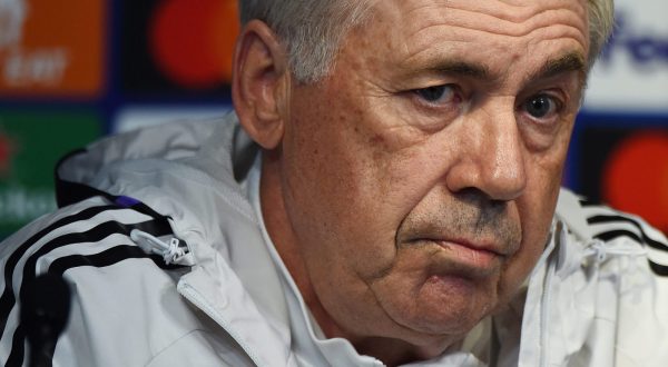 epa10631735 Real Madrid's manager Carlo Ancelotti attends a press conference held at the Etihad Stadium, Manchester, Britain, 16 May 2023. Real Madrid face Manchester City in a UEFA Champions League semi-finals, 2nd leg soccer match on 17 May.  EPA/PETER POWELL