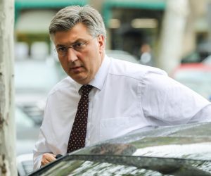 02.05.2023., Zagreb - Clanovi HDZ-a dolaze u sredisnjicu stranke na Trgu zrtava fasizma na sjednicu Predsjednistva HDZ-a. Andrej Plenkovic, predsjednik Vlade RH Photo: Jurica Galoic/PIXSELL