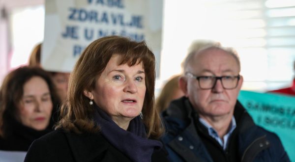 03.02.2023., Zagreb - Medicinske sestre i tehnicari odrzali su prosvjed ispred Ministarstva zdravstva. Photo: Slaven Branislav Babic/PIXSELL