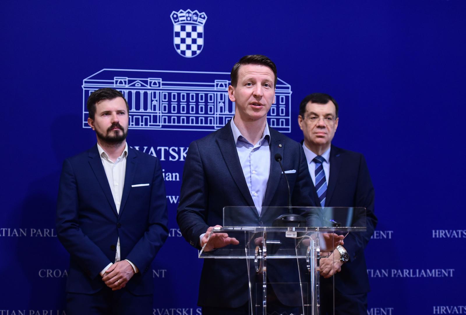 3.5.2023., Zagreb -  Na konferenciji za medije Kluba zastupnika Fokusa i Reformista odrzanoj u Saboru o temi „Osvrt na najavu porezne reforme Vlade Republike Hrvatske“ govorio je zastupnik Davor Nadji. Photo: Neva Zganec/PIXSELL