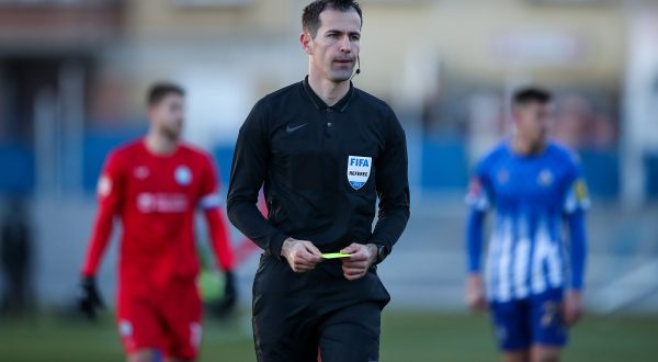 04.02.2023., stadion u Kranjcevicevoj ulici, Zagreb - SuperSport HNL, 20. kolo, NK Lokomotiva - NK Osijek. Sudac Duje Strukan Photo: Slavko Midzor/PIXSELL