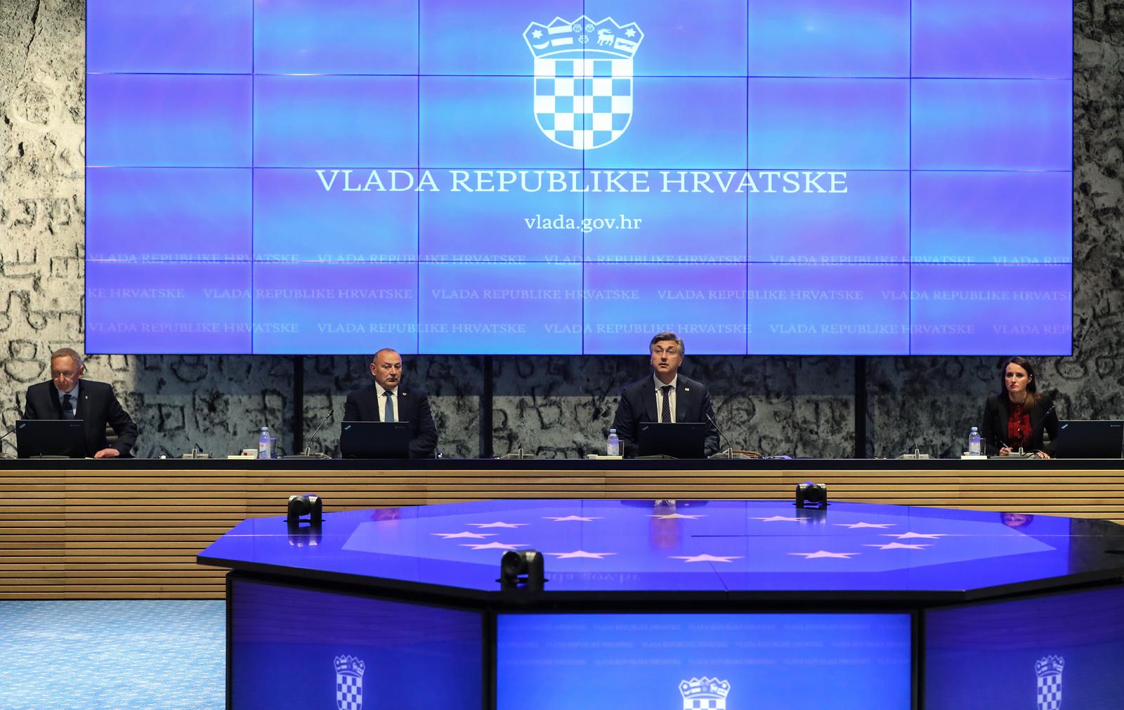 04.05.2023., Zagreb - U Nacionalnoj i sveucilisnoj knjiznici odrzana je 213. sjednica Vlade Republike Hrvatske. potpredsjednik Vlade i ministar unutarnjih poslova Davor Bozinovic, potpredsjednik Vlade i ministar branitelja Tomo Medved, predsjednik Vlade RH Andrej Plenkovic Photo: Jurica Galoic/PIXSELL