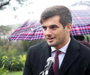 04.12.2022., Sibenik - U spomen parku streljanih na Subicevcu po velikoj kisi obiljezena je 78. godisnjica oslobodjenja Dalmacije od fasizma. Godisnjica je obiljezena polaganjem vjenaca uz izaslanstva Predsjednika RH, Vlade, SABA-e RH, damatinskih Zupanija, gradova i antifasistickih udruga Dalmacije. Procelnik Kabineta predsjednika Republike Hrvatske Bartol Simunic Photo: Dusko Jaramaz/PIXSELL