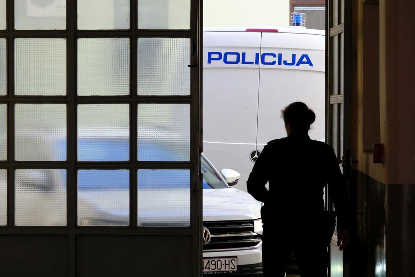 05.04.2023., Zagreb - Uhiceni u aferi Sortirnica dovedeni su u policijskim maricama na Zupanijski sud. Photo: Slaven Branislav Babic/PIXSELL