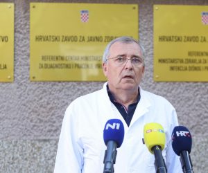 05.05.2023., Zagreb - Ravnatelj Hrvatskog zavoda za javno zdravstvo Krunoslav Capak dao je izjavu medijima nakon sto je Svjetska zdravstvena organizacija (WHO) objavila da COVID-19 vise ne predstavlja izvanrednu globalnu opasnost za zdravlje. Photo: Boris Scitar/PIXSELL