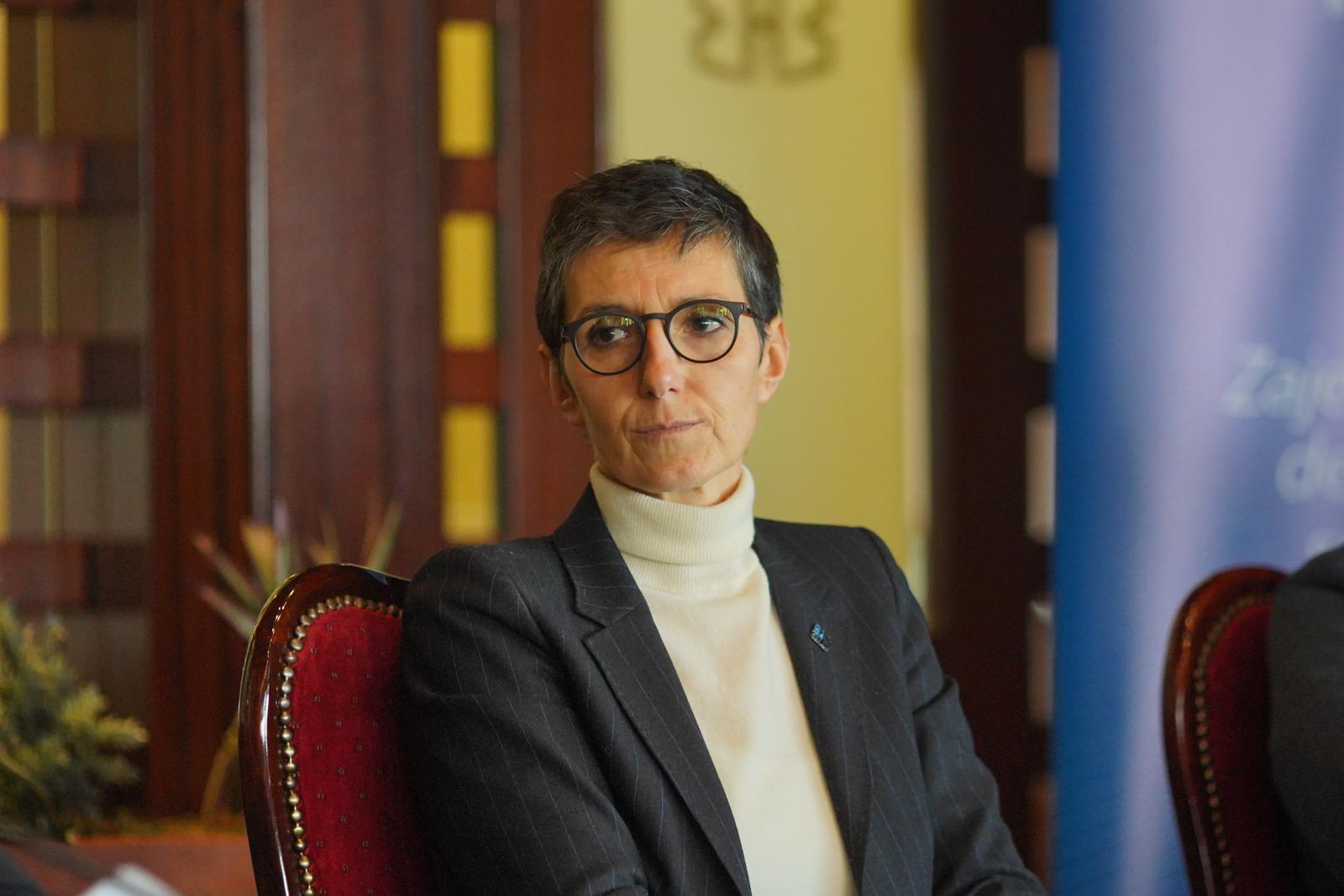 07.02.2023., hotel Bosna, Banjaluka (BiH) – Konferencija i panel diskusija na temu "Koliko ce nam slobode ostati?", povodom najavljenog uvodjenja klevete kao krivicnog djela u RS od strane Milorada Dodika. Konferenciji prisustvuju Maja Sever, predsjednica Evropske federacije novinara, Drago Hedl, istrazivacki novinar iz Osijeka, Borka Rudic, generalna sekretarka Udruzenja „BH novinari”, Sinisa Vukelic, glavni i odgovorni urednik portala Capital.ba i Vlado Susak, urednik na BH televiziji.

 Photo: Dejan Rakita/PIXSELL