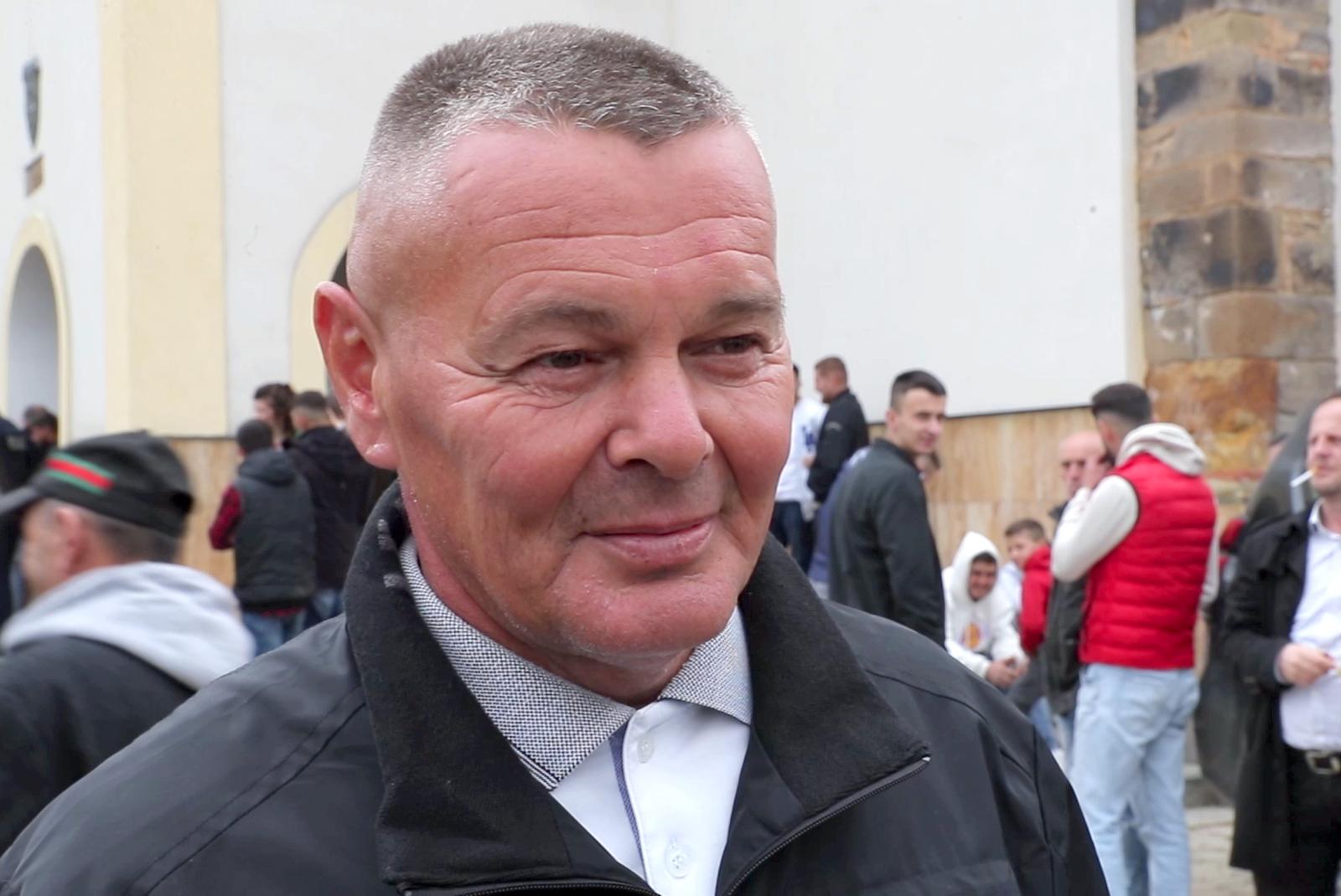 09.05.2023., Janjevo - Smiljan Tomkic iz je pjesacio 720 kilometara od Zagreba do Janjeva povodom 720. obljetnice Zupe sv. Nikole i prvog spomena imena Janjevo. Isao je duzim putem i trebalo mu je 19 dana.  Photo: VALDRIN XHEMAJ/PIXSELL