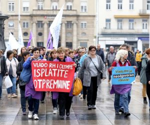 10.11.2022., Zagreb - Radnice Orljave nakon okupljanja na Trgu bana Jelacica krecu na provjed ispred Banskih dvora.  Photo: Patrik Macek/PIXSELL