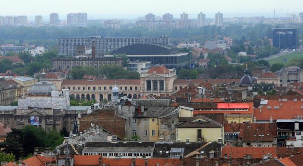 26.04.2011., Zagreb - Koncertna dvorana Vatroslava Lisinskog i Zeljeznicki kolodvor. rPhoto: Boris Scitar/PIXSELL