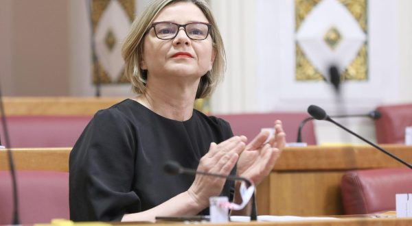 11.05.2023., Zagreb - Sabor 16. sjednicu nastavlja raspravom o prijedlogu zakona o predstavnickim tuzbama za zastitu kolektivnih interesa i prava potrosaca. Photo: Patrik Macek/PIXSELL