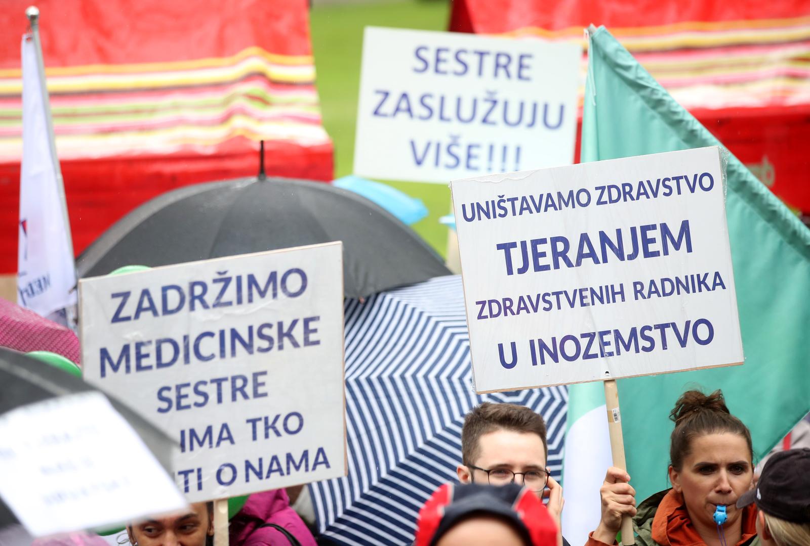 11.05.2023., Zagreb - Na Zrinjevcu odrzan prosvjed medicinskih sestara,

Sestrinskog sindikata i Samostalnog sindikata zdravstva kojim traze bolje uvjete. Photo: Slavko Midzor/PIXSELL