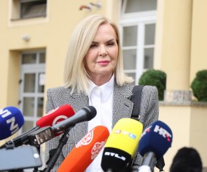 12.10.2022., Zagreb - Odvjetnici Cedo Prodanovic i Jadranka Slokovic obratili se medijima nakon presude Ivi Sanaderu na Opcinskom kaznenom sudu. Photo: Luka Stanzl/PIXSELL