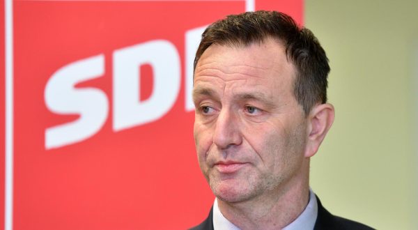 13.02.2023., Varazdin- Predsjednik SDP-a Pedja Grbin, potpredsjednica Sabina Glasovac, Matej Mostarac i dr.sc Neven Bosilj predstavili politiku stanovanja pod nazivom "Plan za stan". Neven Bosilj.
  Photo: Vjeran Zganec Rogulja/PIXSELL