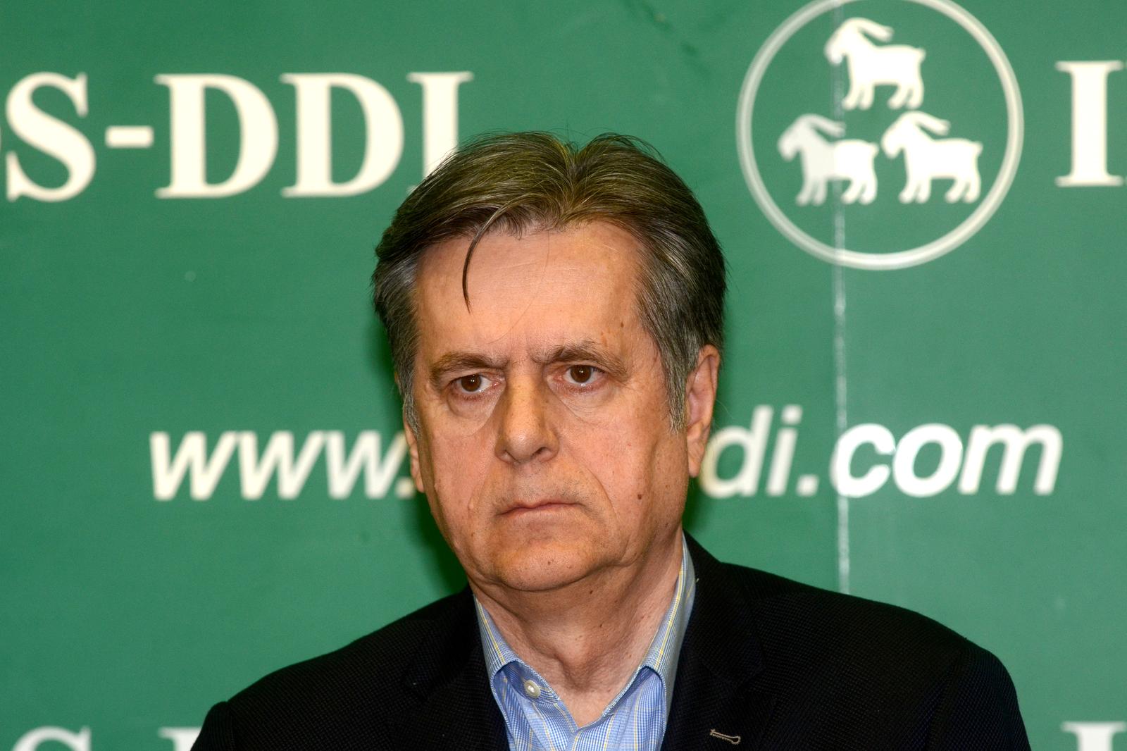17.03.2019., Pula - U prostorijama IDS-a odrzana konferencija za medije na temu "Zasto Hrvatska stagnira i kako to promijeniti". Na konferenciji su sudjelovali potpredsjednik IDS-a Valter Flego, predsjednica GLAS-a Anka Mrak Taritas te ekonomski strucnjak i kandidat na listi Amsterdamske koalicije Damir Novotny. Damir Novotny. rPhoto: Dusko Marusic /PIXSELL