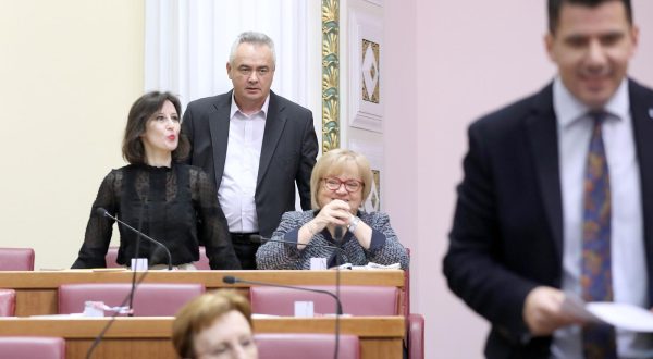 18.05.2023., Zagreb - Sabor 16. sjednicu nastavlja raspravom o Registru zaposlenih i centraliziranom obracunu placa u drzavnoj sluzbi i javnim sluzbama. Photo: Patrik Macek/PIXSELL