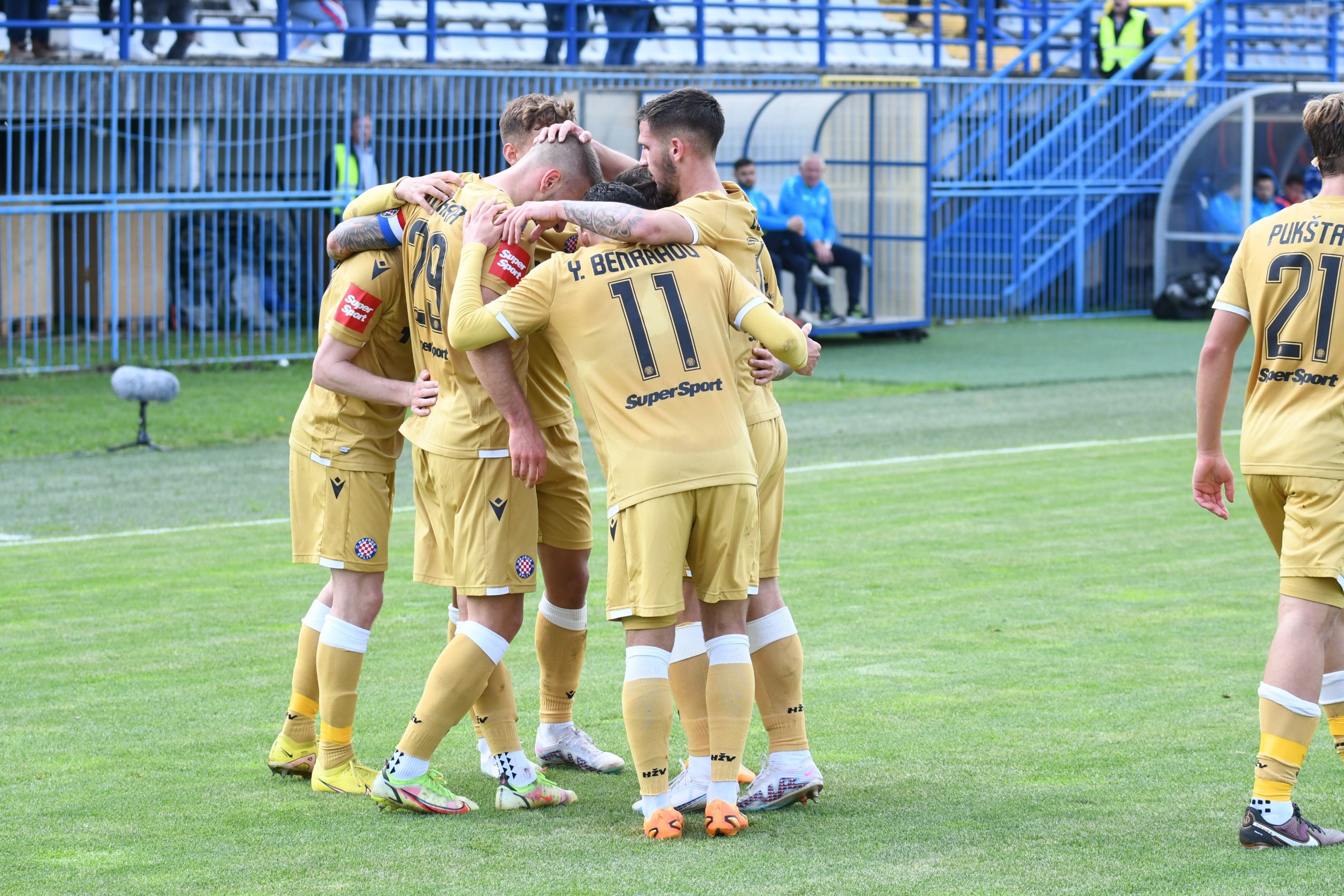 19.05.2023., Gradski stadion Ivan Kusek Apas, Koprivnica - SuperSport HNL, 35. kolo, NK Slaven Belupo - HNK Hajduk. Slavlje. Photo: Damir Spehar/PIXSELL Photo: Damir Spehar/PIXSELL