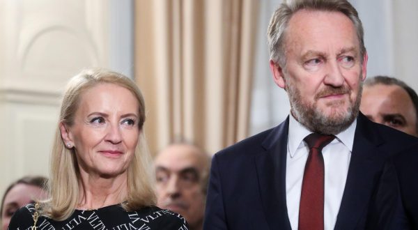 21.11.2019., Sarajevo, Bosna i Hercegovina - Prijem u Predsjednistvu Bosne i Hercegovine povodom Dana Drzavnosti. (L-D) Sebija Izetbegovic, Bakir IzetbegovicrPhoto: Armin Durgut/PIXSELL