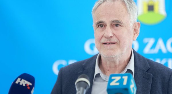 22.05.2023., Zagreb - Stara gradska vijecnica. Stara gradska vijecnica. Uoci pocetka zasjedanja zagrebacke Gradske skupstine, konferenciju za novinare odrzao je Klub gradskih zastupnika Bandic Milan 365.  Nenad Predovan Photo: Sanjin Strukic/PIXSELL