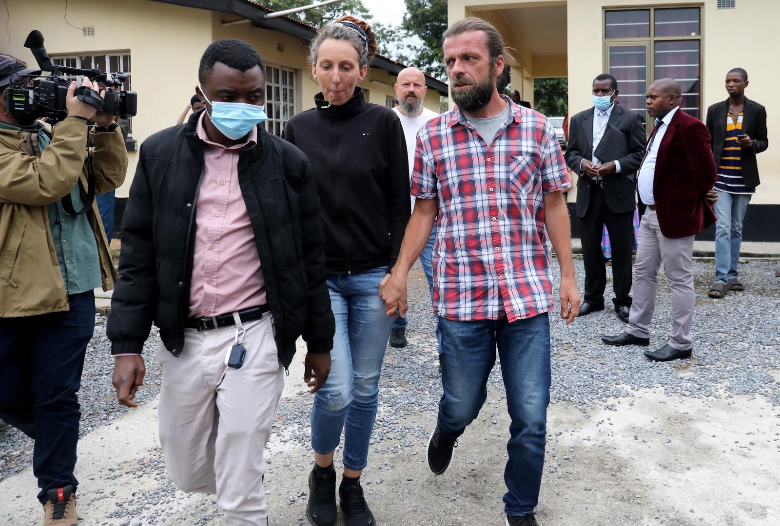 23.01.2023., Ndola, Zambija - Odgodjeno je sudsko rociste za cetiri hrvatska para koja su uhicena u prosincu na aerodromu u Zambiji dok su pokusavali napustiti zemlju s djecom posvojenom iz DR Kongo. Nova rocista zakazana su za 6. i 10. veljace. Aleksandra Persic i Ladislav Persic. Photo: Emica Elvedji/PIXSELL