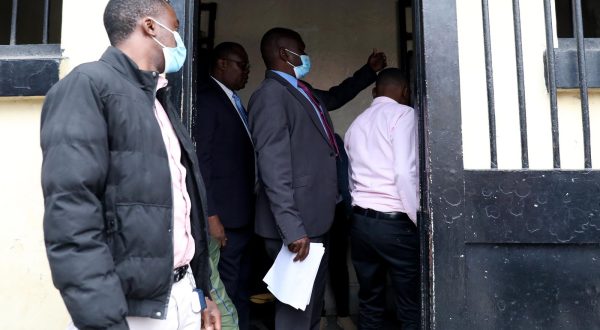 23.01.2023., Ndola, Zambija - Odgodjeno je sudsko rociste za cetiri hrvatska para koja su uhicena u prosincu na aerodromu u Zambiji dok su pokusavali napustiti zemlju s djecom posvojenom iz DR Kongo. Nova rocista zakazana su za 6. i 10. veljace. Aleksandra Persic i Ladislav Persic. Photo: Emica Elvedji/PIXSELL