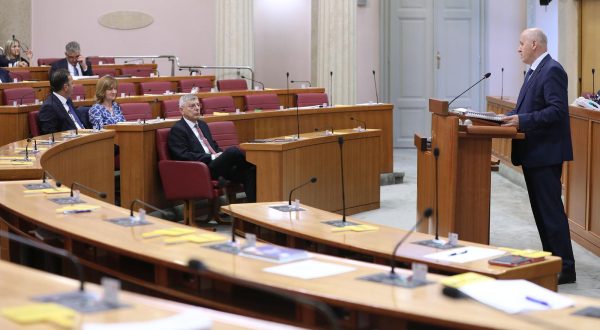 24.05.2023., Zagreb - Ministar Branko Bacic u Saboru obrazlaze izmjene zakon o prostornom planiranju. Photo: Patrik Macek/PIXSELL