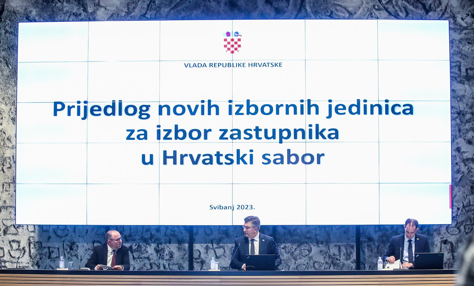 25.05.2023.., Zagreb - U Nacionalnoj i sveucilisnoj knjiznici predsjednik Vlade Andrej Plenkovic i ministar pravosudja i uprave Ivan Malenica predstavili se prijedlog Zakona o izbornim jedinicama. 
Photo: Slavko Midzor/PIXSELL
 Photo: Slavko Midzor/PIXSELL
