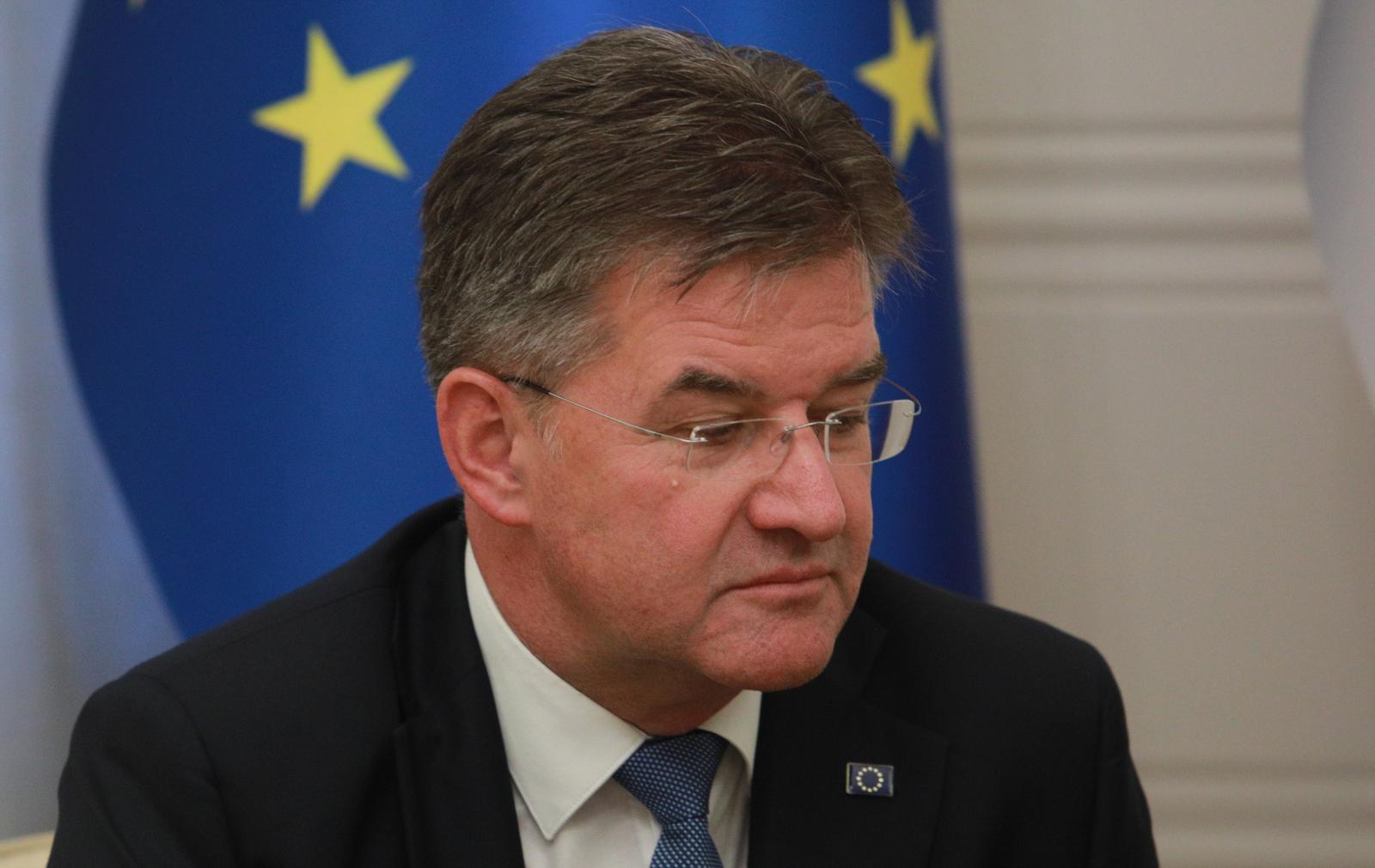 25, August, 2022, Belgrade - Meeting of the President of the Republic of Serbia, Aleksandar Vucic, and the Special Representative of the European Union for Dialogue between Belgrade and Pristina, Miroslav Lajcak. Miroslav Lajcak. Photo: Milos Tesic/ATAImages

25, avgust, 2022, Beograd - Sastanak predsednika Republike Srbije Aleksandra Vucica i specijalnog predstavnika Evropske unije za dijalog Beograda i Pristine Miroslav Lajcak. Photo: Milos Tesic/ATAImages Photo: Milos Tesic/ATAImages/PIXSELL
