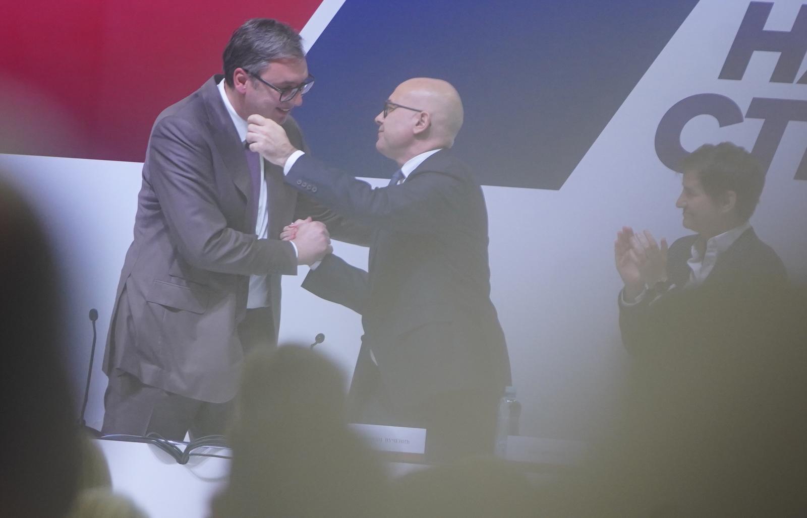 27, May, 2023, Kragujevac - The Extraordinary Assembly of the Serbian Progressive Party is held in Jezero Hall in Kragujevac. Aleksandar Vucic, Milos Vucevic, Ana Brnabic. Photo: Antonio Ahel/ATAImages

27, maj, 2023, Kragujevac  - Vanredna skupstina Srpske napredne stranke se odrzava u hali Jezero u Kragujevcu. Photo: Antonio Ahel/ATAImages Photo: Antonio Ahel/PIXSELL