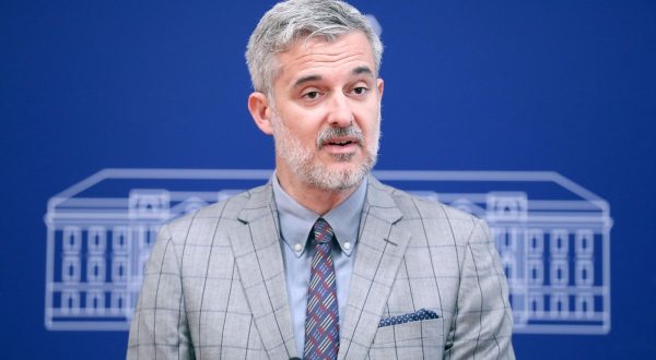 29.05.2023., Zagreb - Na konferenciji za medije Mosta odrzanoj u Saboru o temi: "Legalna covid pljacka stoljeca i Plenkoviceva veleizdaja" govorio je zastupnik Nino Raspudic. Photo: Patrik Macek/PIXSELL