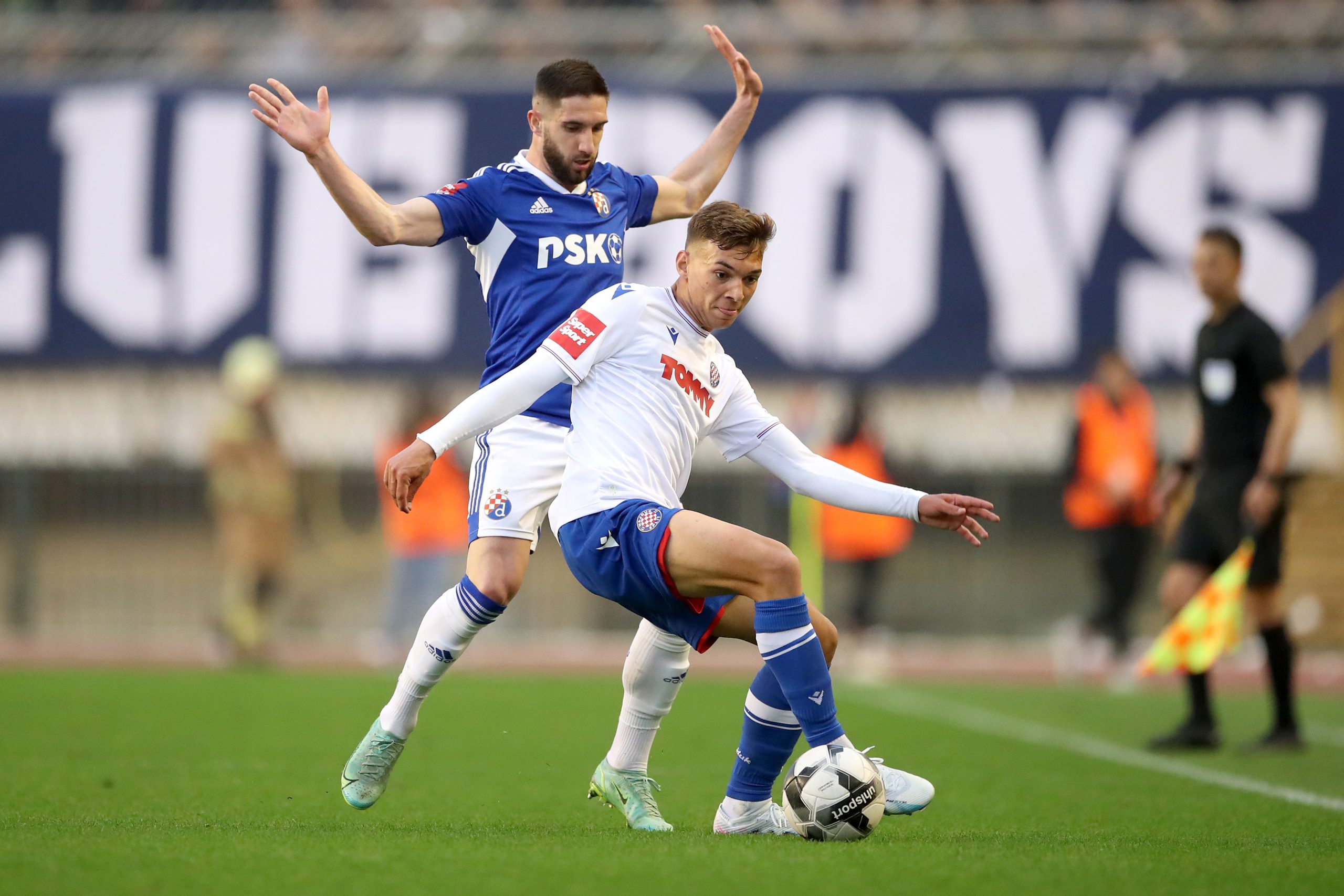 30.04.2023., stadion Poljud, Split - SuperSport HNL, 32. kolo, HNK Hajduk - GNK Dinamo. Luka Ivanusec, Niko Sigur Photo: Matija Habljak/PIXSELL