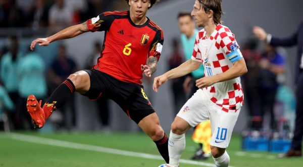 01.12.2022., stadion Ahmad Bin Ali, Al Rayyan, Katar - FIFA Svjetsko prvenstvo, skupina F, 3. kolo, Hrvatska - Belgija. 
Axel Witsel, Luka Modric
   Photo: Igor Kralj/PIXSELL
