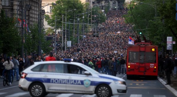 08.05.2023., Beograd, Srbija - Na platou ispred Narodne skupstine organiziran je prosvjedni skup "Srbija protiv nasilja" kako bi se izborili da se tragicni dogadjaji vise ne ponove. Na skupu su dobrodosli svi no uvjet je da izostane obracanje politicara. Photo: Armin Durgut/PIXSELL