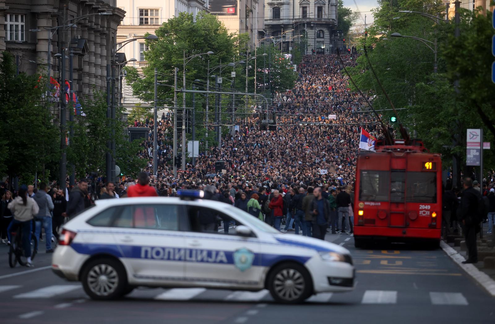 08.05.2023., Beograd, Srbija - Na platou ispred Narodne skupstine organiziran je prosvjedni skup "Srbija protiv nasilja" kako bi se izborili da se tragicni dogadjaji vise ne ponove. Na skupu su dobrodosli svi no uvjet je da izostane obracanje politicara. Photo: Armin Durgut/PIXSELL