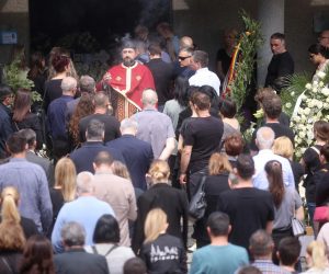 06.05.2023., Beograd, Srbija - Posljednji ispracaj djevojcice, jedne od zrtava tragedije u Osnovnoj skoli "Vladislav Ribnik" na Centralnom groblju. Photo: Armin Durgut/PIXSELL