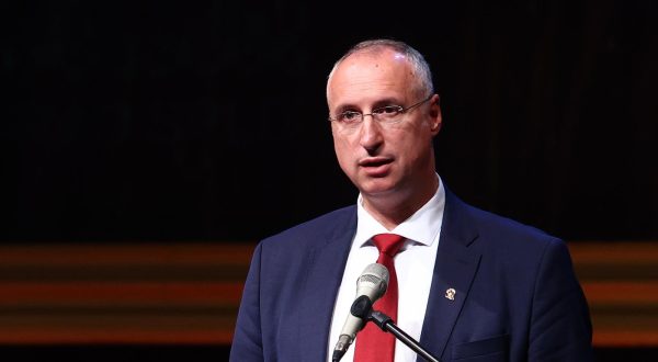 06.05.2023., Split - Povodom Dana grada i blagdana Sv. Dujma odrzana je svecana sjednica Gradskog vijeca i dodijeljene su nagrade Grada Splita. Gradoancelnik Splita Ivica Puljak Photo: Miroslav Lelas/PIXSELL
