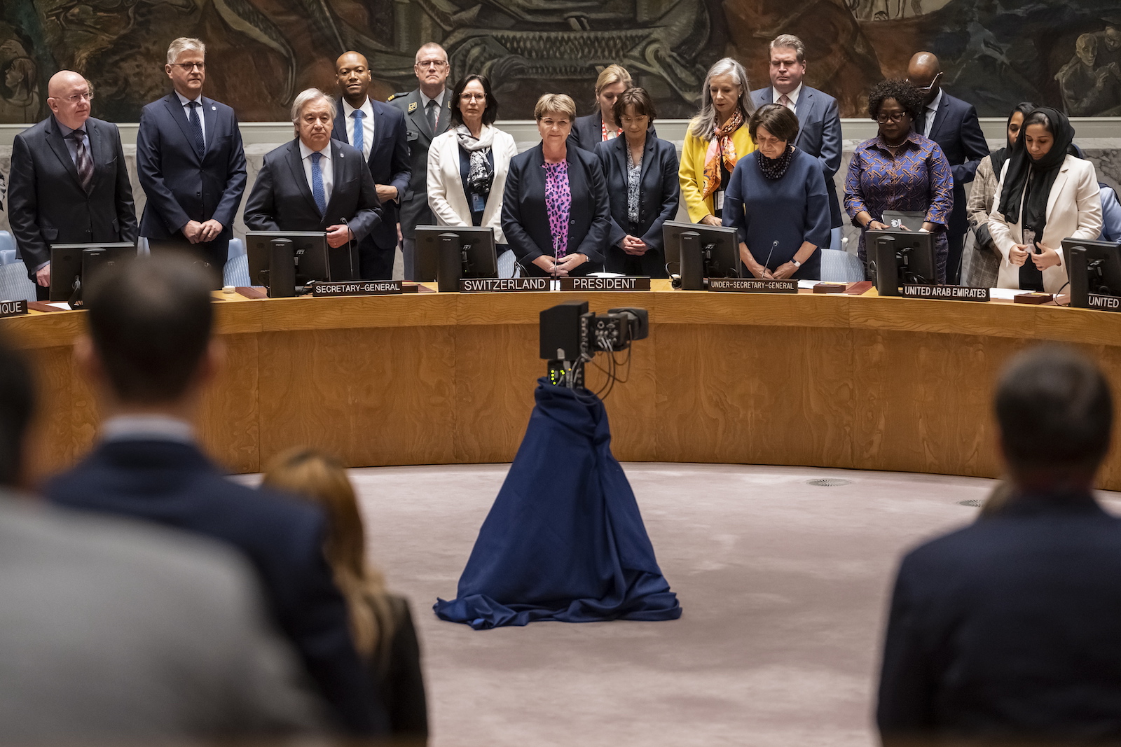 epa10653167 Permanent Representative of Russia to the United Nations Vasily Alekseyevich Nebenzya, UN Secretary General Antonio Guterres, Chairwoman and Swiss Federal Councillor and Defense minister Viola Amherd and UN Under-Secretary-General Rosemary DiCarlo,  stand together with the delegates and vistors during a minute of silence in honor of all UN Peacekeepers, Blue Helmets, who have lost their lives over the past 75 years, ahead of a briefing on Peace and Security in Africa at the UN Security Council UNSC, at the UN headquarters in New York, USA, 25 May 2023. Switzerland, non-permanent member of the UNSC, holds the presidency during the month of May.  EPA/ALESSANDRO DELLA VALLE