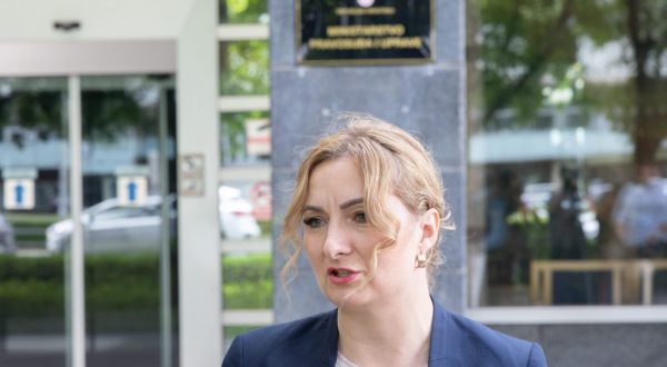Zagreb, 12.06.2023. - Dolazak Ive Šušković na sastanak s ministrom Malenicom.
Na fotografiji Iva Šušković.
foto HINA/ Edvard ŠUŠAK/ es
