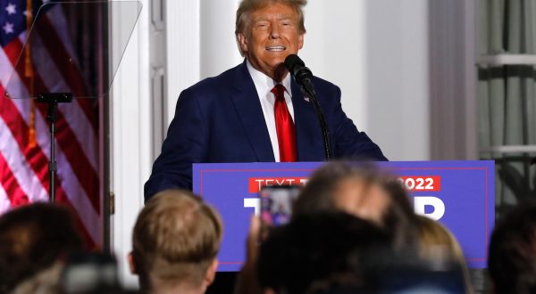 epa10689676 Former US President Donald J. Trump speaks outside at Trump National Golf Club, in Bedminster, New Jersey,  USA, 13 June 2023. Earlier Trump was charged in a Miami federal court with multiple criminal charges stemming from an US Justice Department investigation led by Special Counsel Jack Smith related to Trump's alleged mishandling of classified national security documents.  EPA/Peter Foley