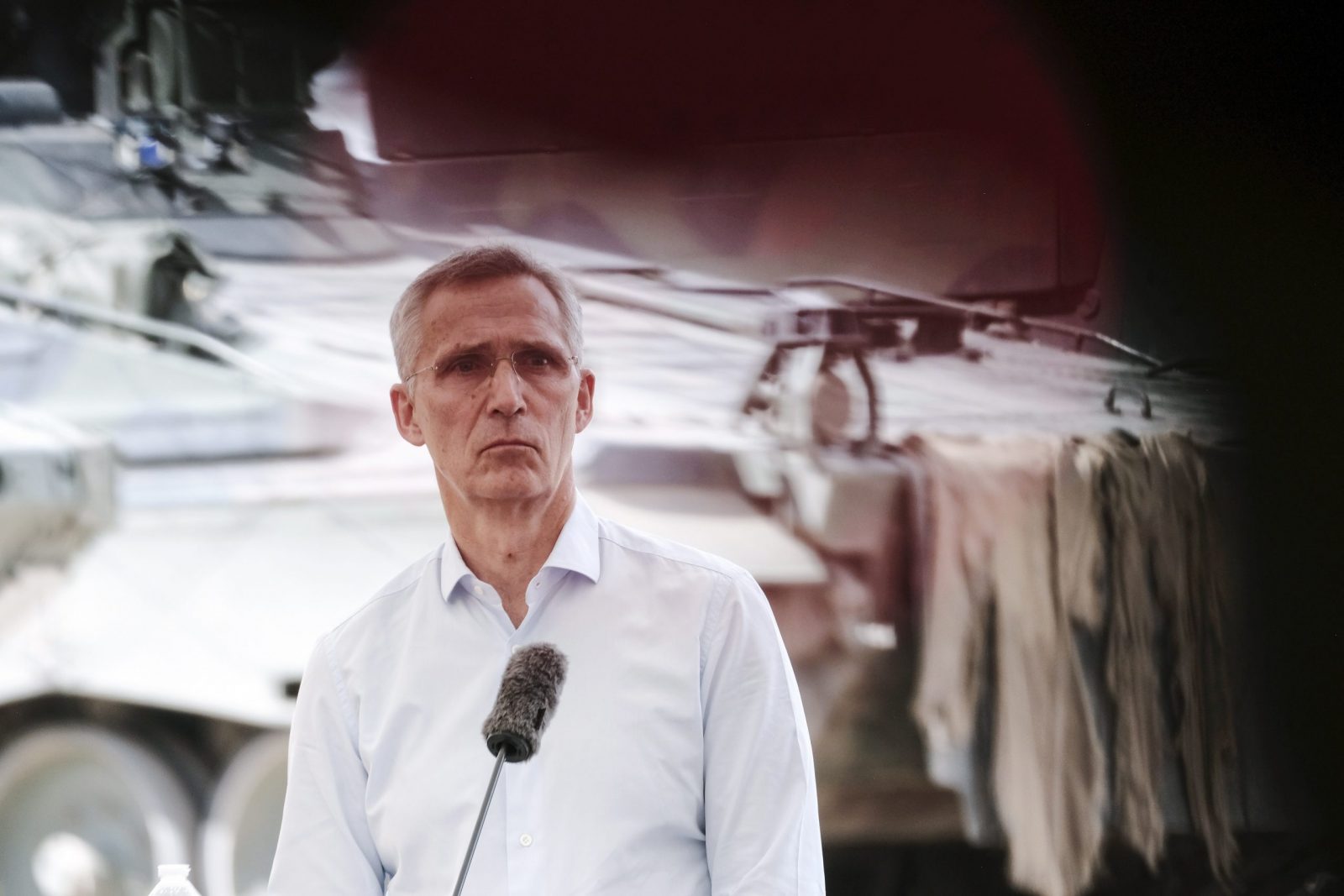 epa10712206 NATO Secretary General Jens Stoltenberg attends a press conference during his visit to a training phase of Exercise Griffin Storm at the General Silvestras Zukauskas Training Area, in Pabrade, Lithuania, 26 June 2023. NATO Secretary General Jens Stoltenberg traveled to Lithuania between 26-27 June, as part of preparations for a NATO Summit taking place in Vilnius next month. On this occasion Stoltenberg, joined by Lithuanian President Gitanas Nauseda and German Defence Minister Boris Pistorius, met German and Lithuanian troops training together in Exercise Griffin Storm 2023 at the General Silvestras Zukauskas Training Area in Pabrade.  EPA/VALDA KALNINA