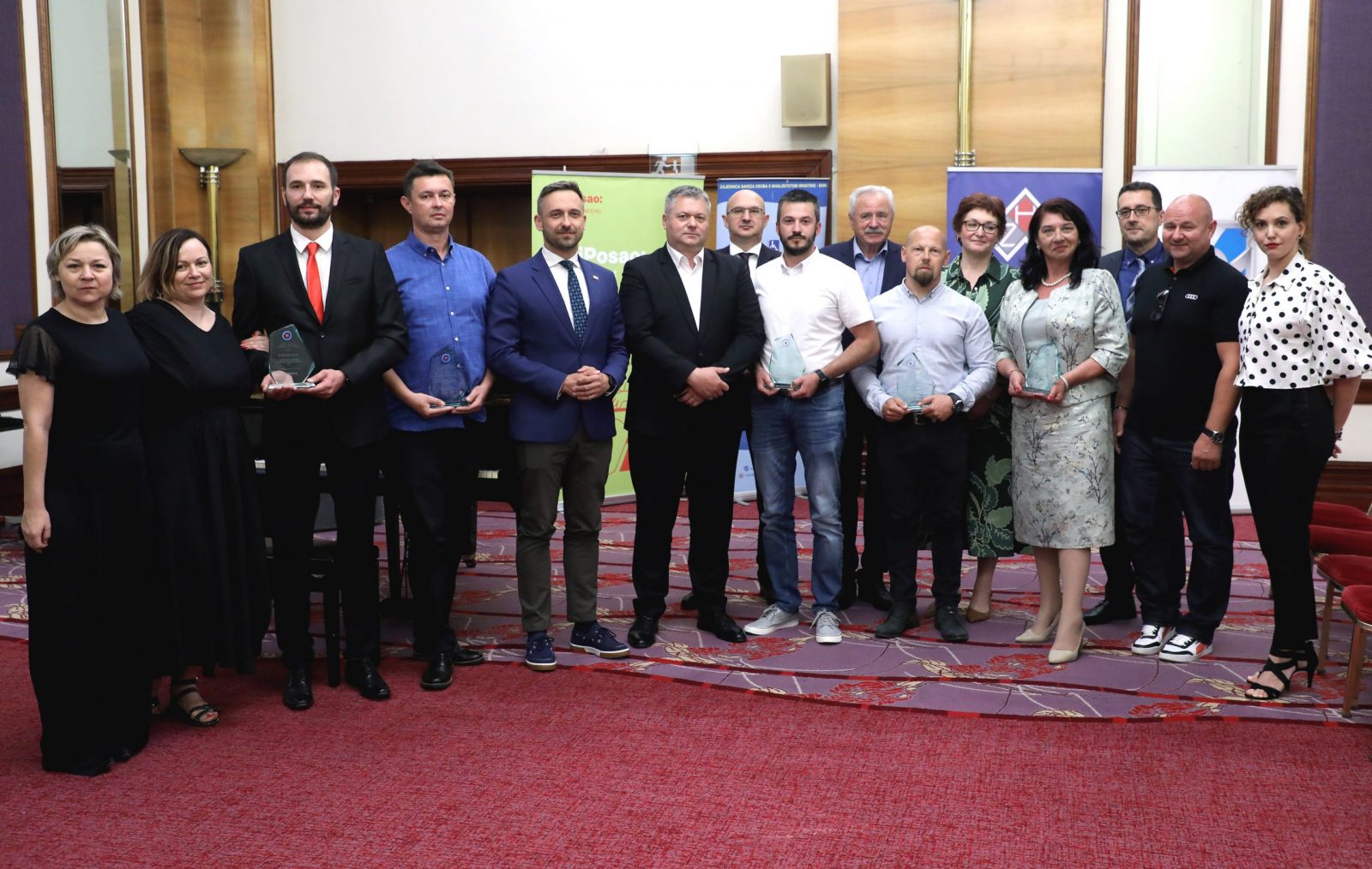 Zagreb, 27.06.2023. - Dodjela priznanja "Poslodavac godine za osobe s invaliditetom" Zavoda za vjetaèenje, profesionalnu rehabilitaciju i zapoljavanje osoba s invaliditetom (ZOSI) za 2022. godinu. Na fotografiji nagraðeni. foto HINA/ Lana SLIVAR DOMINIÆ/ lsd