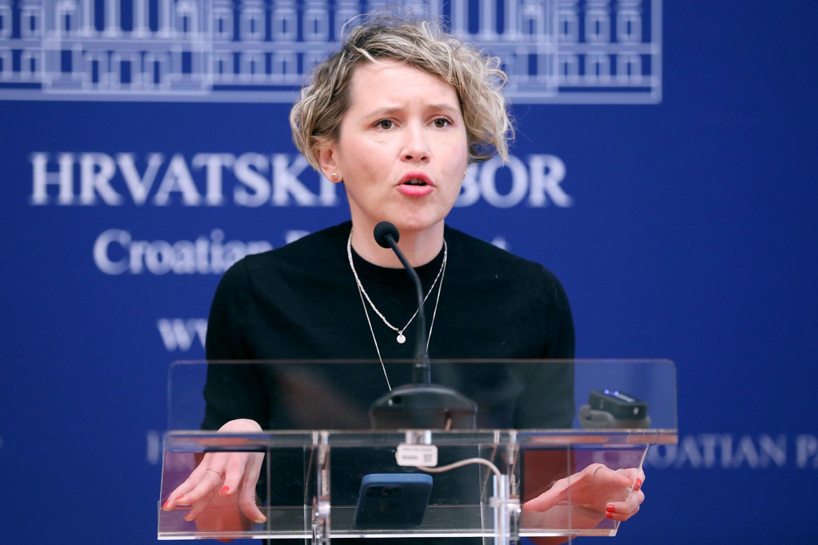 01.06.2023., Zagreb - Na konferenciji za medije odrzanoj u Saboru o  presudi suda u Zambiji govorila je zastupnica Ivana Kekin. Photo: Patrik Macek/PIXSELL