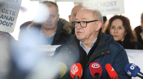 03.02.2023., Zagreb - Medicinske sestre i tehnicari odrzali su prosvjed ispred Ministarstva zdravstva. Photo: Slaven Branislav Babic/PIXSELL