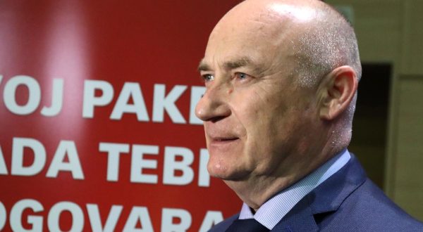 03.05.2023.,Vodice - U vodickom hotelu Olympia Otvoren je 19. medjunarodni simpozij „Protuminsko djelovanje 2023.Simpozij organiziraju Ravnateljstvo civilne zastite MUP-a RH i Hrvatski centar za razminiranje – Centar za testiranje, razvoj i obuku d.o.o. (HCR-CTRO-a), a odrzava se pod pokroviteljstvom Hrvatskog sabora. Nazocnima su se obratili Katarina Markt, direktorica HCR-CTRO-a,Nj.E. g. Vasyl Kyrylych, veleposlanik Ukrajine u Republici Hrvatskoj,Damir Trut, izaslanik predsjednika Vlade RH i ravnatelj Ravnateljstva civilne zaštite i Branka Juricev Martincev, izaslanica predsjednika Hrvatskog sabora.Na ulazu u kongresnu salu bili, su izlozeni neki od eksponata za protuminsko djelovanje.
 Photo: Dusko Jaramaz/PIXSELL