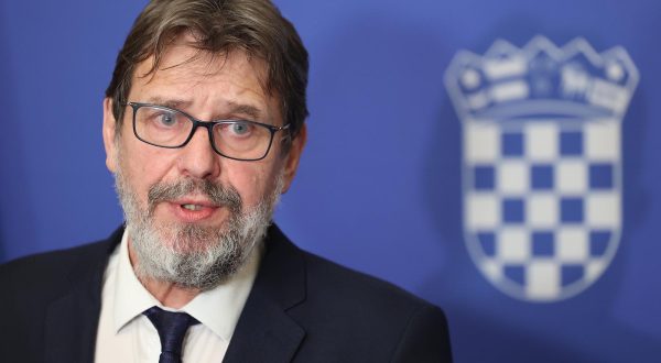 05.01.2023., Zagreb, Vlada - Izjave u Vladi.Gordan Grlic Radman i Tomislav Zigmanov nakon sastanka s premijerom Andrejom Plenkovicem Photo: Marko Prpic/PIXSELL