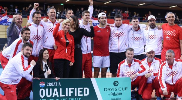 05.2.2023. dvorana Zamet, Rijeka - Clanovi hrvatske Davis cup reprezentacije slave pobjedu protiv Austrije u kvalifikacijskom susretu Davis Cupa. Photo: Nel Pavletic/PIXSELL